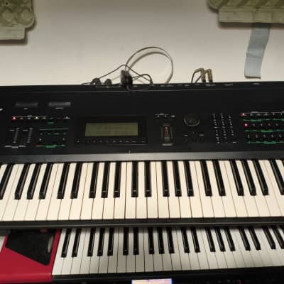 Yamaha SY 77 1990 - Bon etat