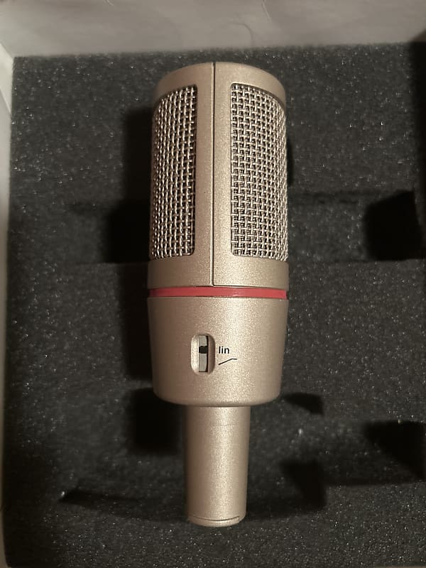 AKG C2000B Condenser Microphone Reverb