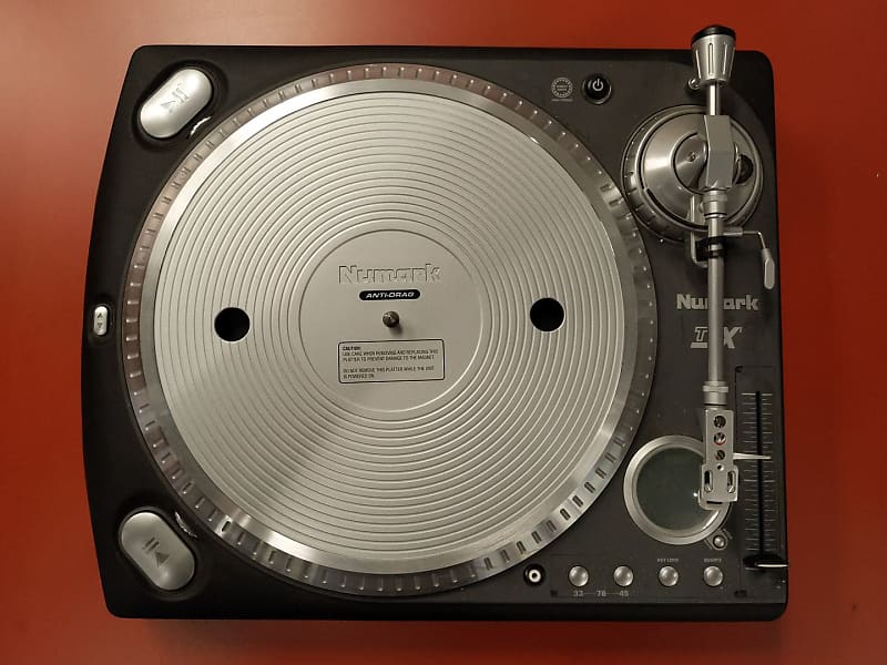 Numark TTX1ターンテーブル