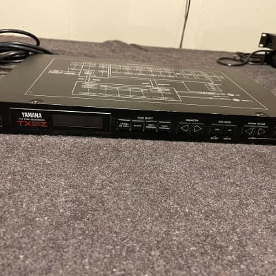 Yamaha TX81Z Rackmount FM Tone Generator 1987 - 1988 - Black image 1