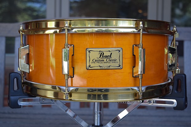 Pearl Custom Classic 5.5x14" One-Piece Solid Maple Snare Drum 1990s  image 1