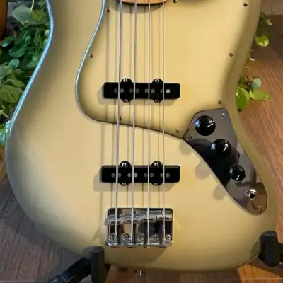 Fender Jazz Bass Antigua Finish FSR Special And Limited Edition From 2012 - Very Rare and Almost Like New! 70's Headstrock image 2