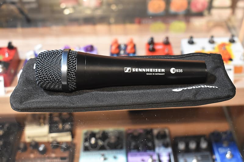 Sennheiser on sale E935 Dynamic Microphone USED