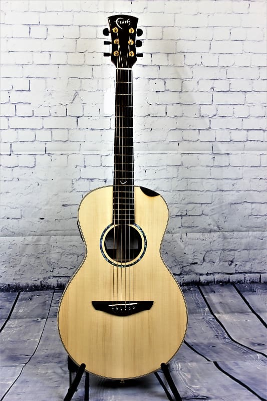 Faith Guitars Hi-Gloss Series Mercury Electro Acoustic with Scoop