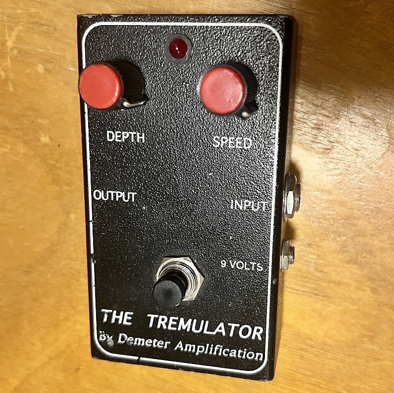 初期型 DEMETER TRM-1 Tremulator トレモロ - エフェクター