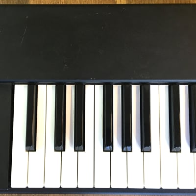 Yamaha P-80 88-Key Digital Electronic Piano Keyboard image 2