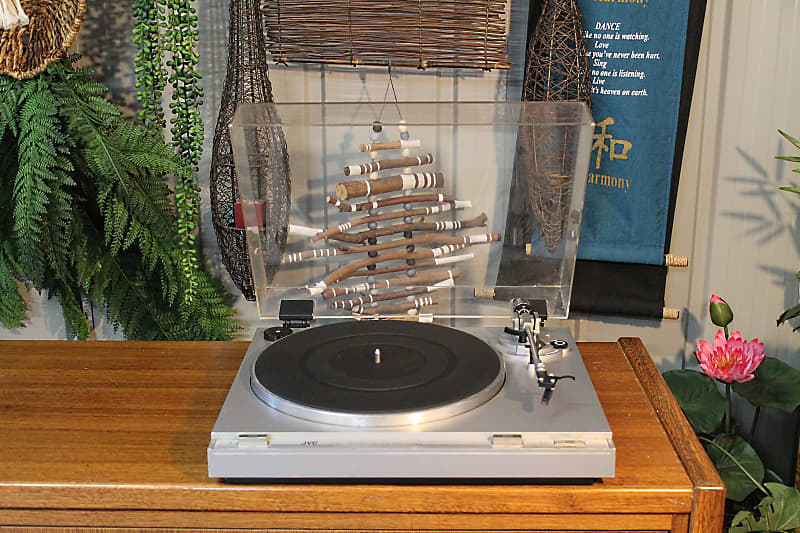 Vintage 1980 JVC L-A21 Turntable - Made in Japan!  			