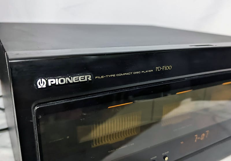Pioneer PD-F100 100 CD Compact Discs Player - Tested and Works