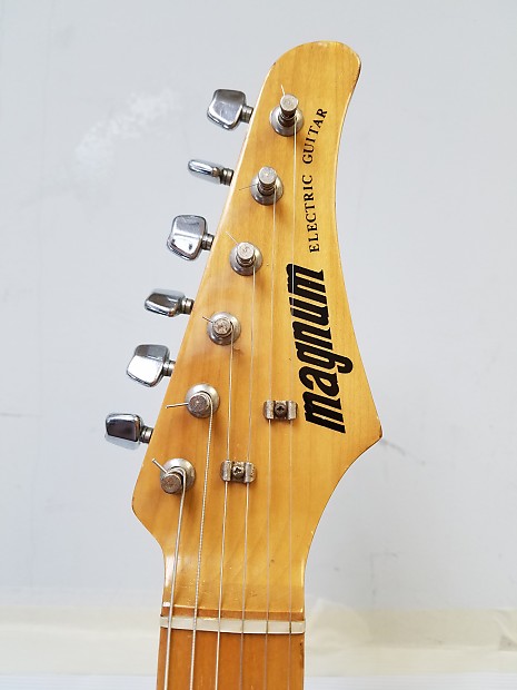Magnum guitar for sale outlet