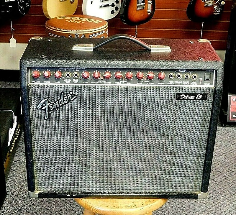 Fender Deluxe 85 Guitar Combo Amp! 85 Watts! 2Channels! Reverb