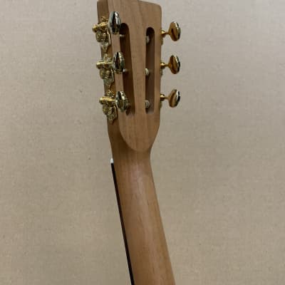 Pono Guitar OO-30 (c) image 7