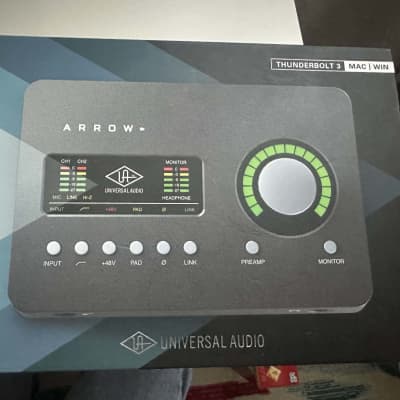 Universal Audio Arrow 2x4 Thunderbolt 3 Interface with Solo