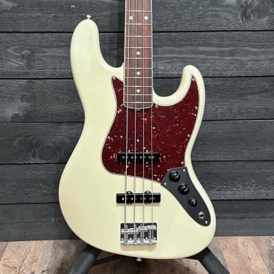 Fender American Vintage II 1966 Jazz Bass 4 String Electric Bass Guitar w/ Case for sale