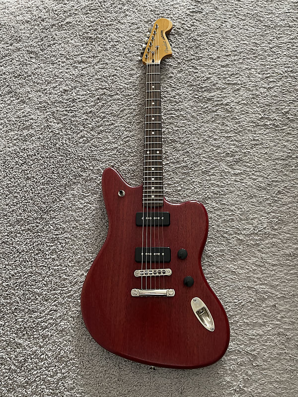 Fender Modern Player Jaguar 2011 MIC P90 Transparent Red