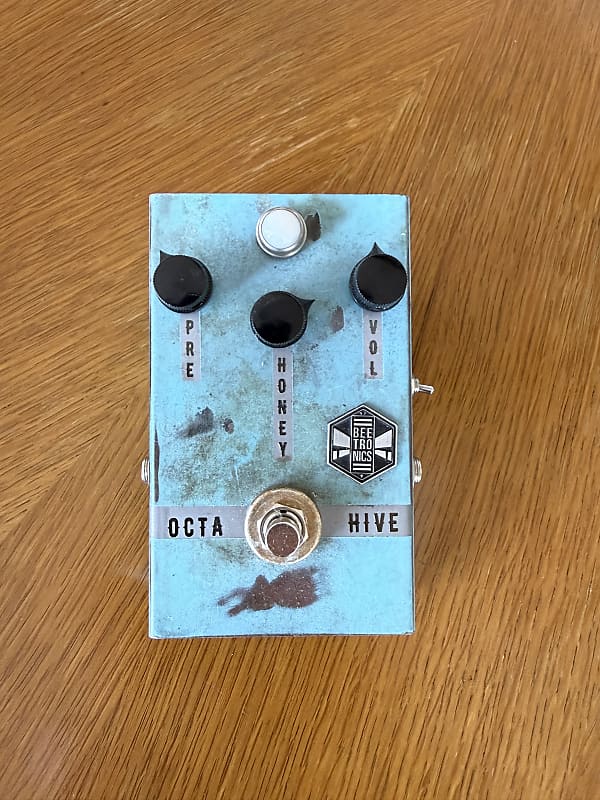 Beetronics OctaHive Octave Fuzz | Reverb