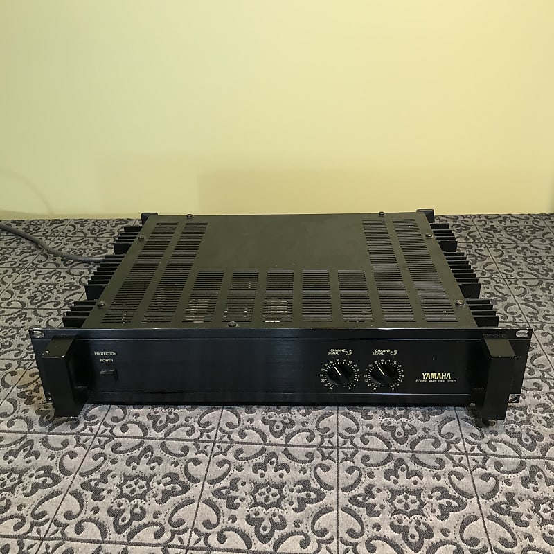 Yamaha P2075 Black Power Amplifier | Reverb Canada