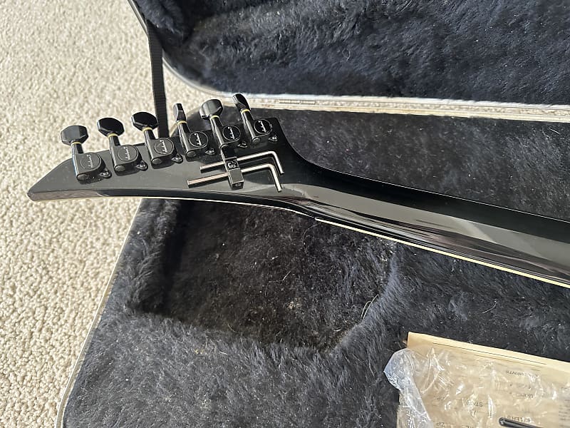 ラビー　Jackson USA ソロイスト X Series Soloist™ SL3X DX Crackle – Jacksonguitars.com