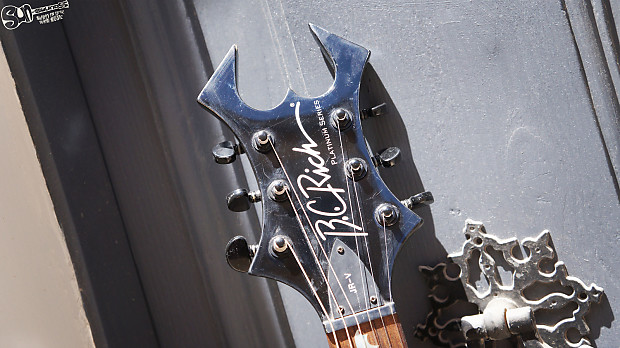 B.C. Rich Jr. V Platinum