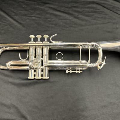 Bach 180S37 Stradivarius Series Bb Trumpet 2018 - Silver-Plated image 2