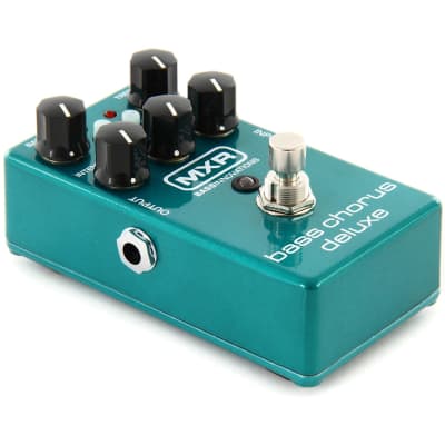 MXR M83 Bass Chorus Deluxe Effects Pedal image 3