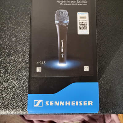 Sennheiser e945 Handheld Supercardioid Dynamic Vocal Microphone - Black