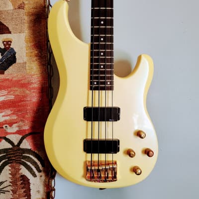 1980 Ibanez Musician Vintage Bass MC-940 Fretless Neck Thru Japan