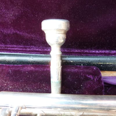 Besson silver trumpet 1000   with case and mouthpiece  silver image 1