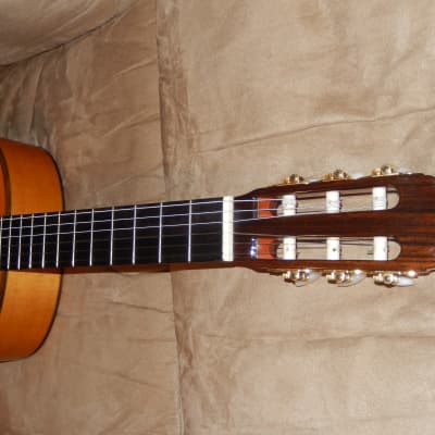 HAND MADE - ARIA A100F - POWERFUL & ABSOLUTELY TERRIFIC FLAMENCO CONCERT GUITAR image 3