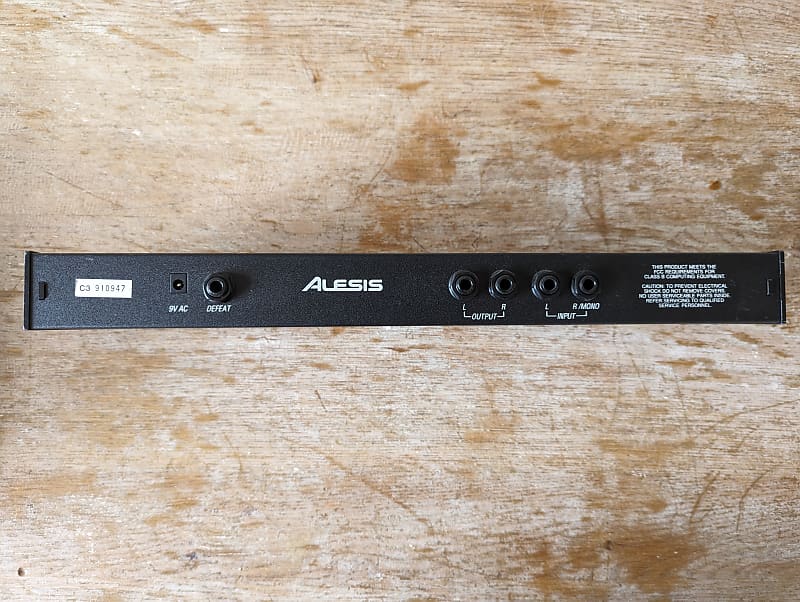 売れ筋商品 ALESIS デジタルリバーブ/ディレイ MICROVERBⅢ