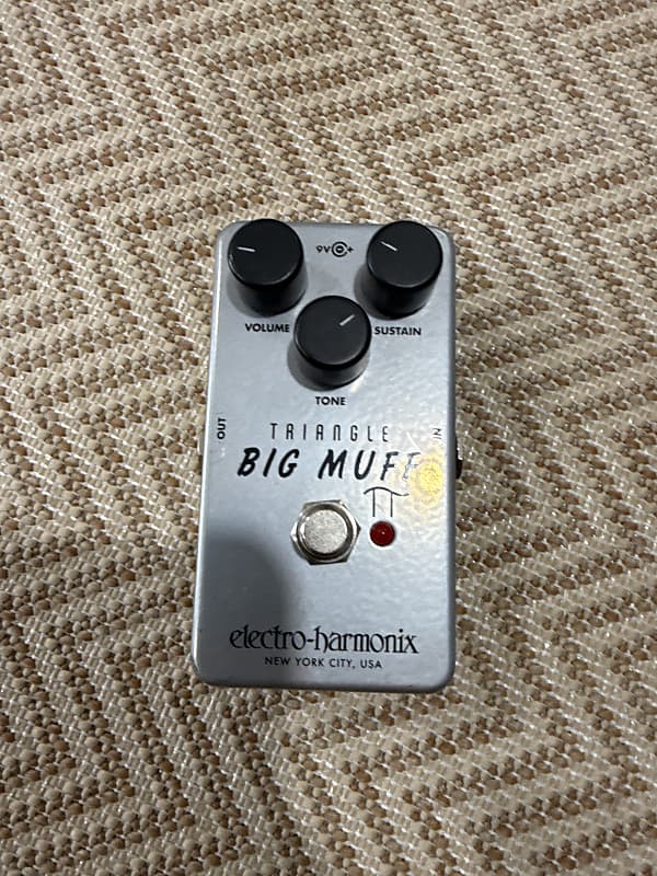 Electro-Harmonix Triangle Big Muff Pi