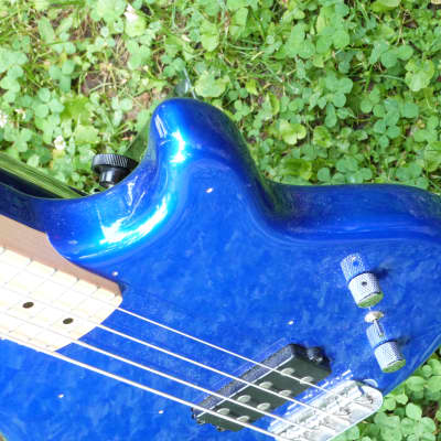 Fernandes 4 string bass HB pickup  blue image 6