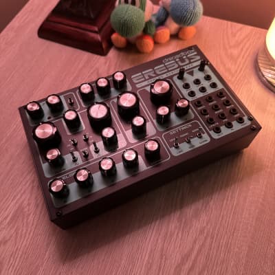 【美品】Dreadbox Erebus Reissue Dreadbox Erebus Reissue Paraphonic Analog Synthesizer POWER