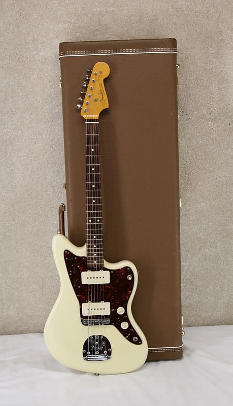 Fender American Vintage 62 Jazzmaster 2020's  - Olympic White image 1