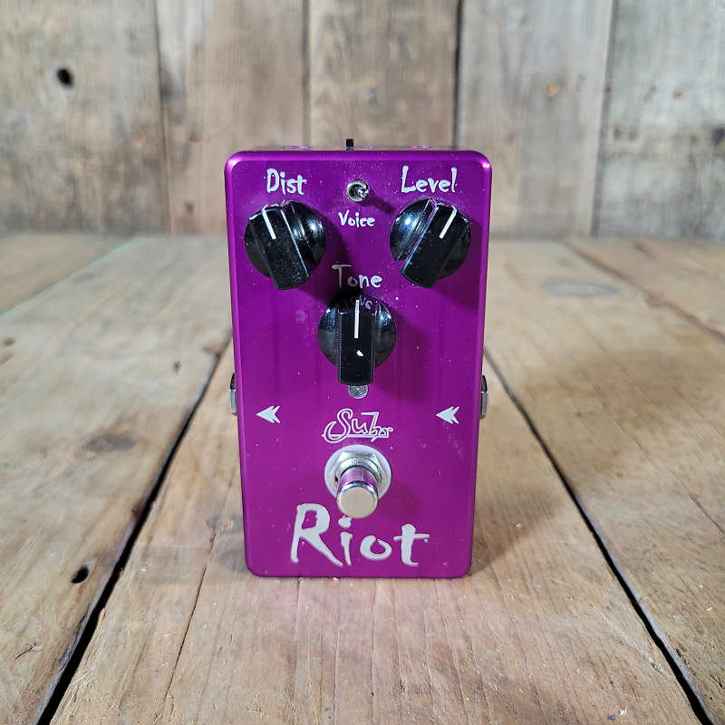 Suhr Riot