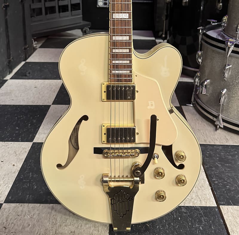 IBANEZ AF75TDG VSB　美品！ハードケース付き IBANEZ AF75TDG VSB 美品！ハードケース付き IBANEZ AF75TDG VSB 美品