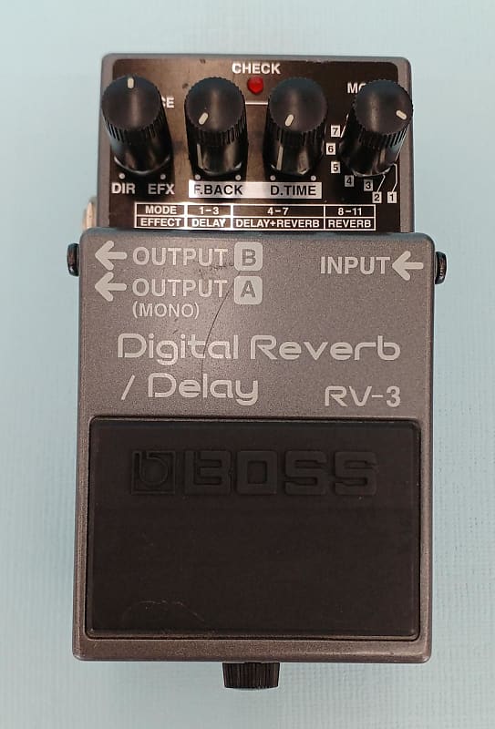 Boss RV-3