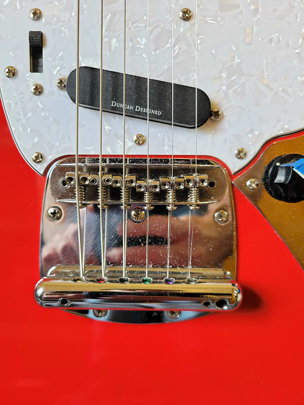 Squier mustang bridge top