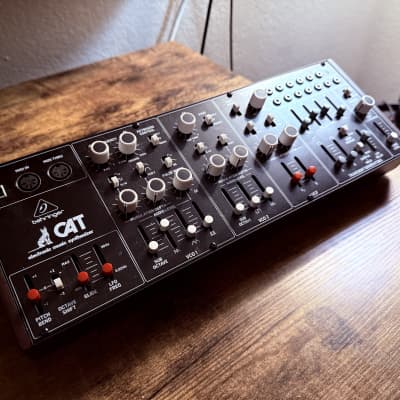 Behringer Cat Duophonic Analog Synthesizer 2020 - Present - Black