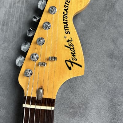 Fender American Stratocaster USA 2004 Burst image 9