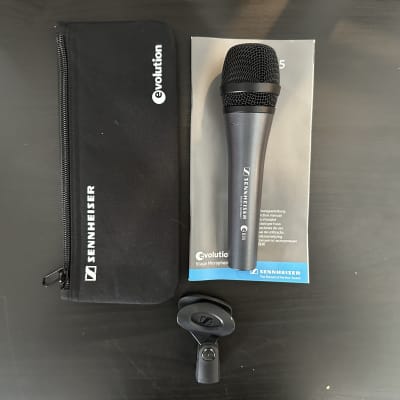 Sennheiser e835 Handheld Cardioid Dynamic Vocal Microphone
