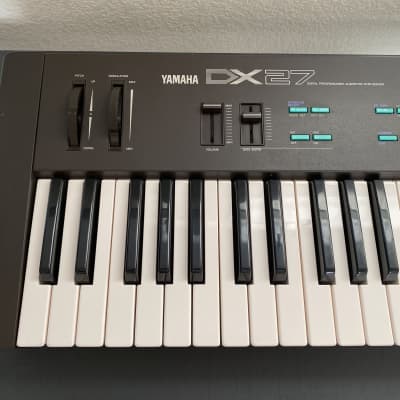 Yamaha DX27 61-Key Digital Programmable Algorithm Synthesizer image 2