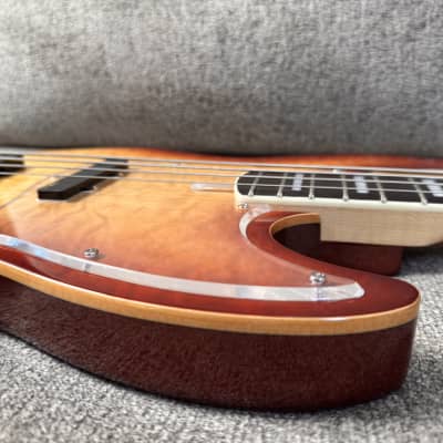 Sire Marcus Miller V9 2021 w/Upgrades - Brown Sunburst image 11