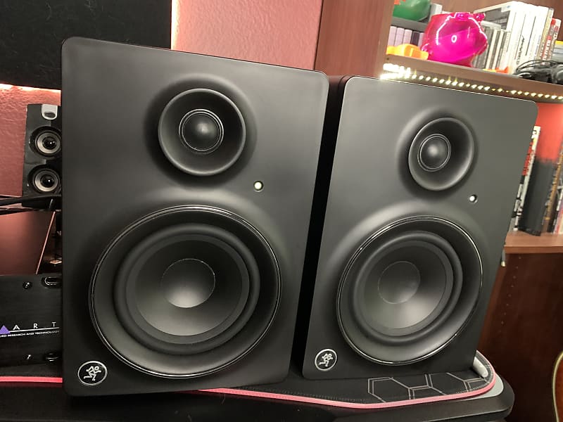 Mackie MR5 Mk2 (Pair) Black | Reverb