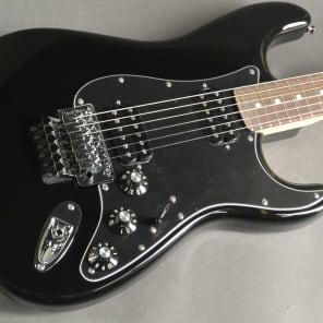 Fender blacktop stratocaster hsh hot sale