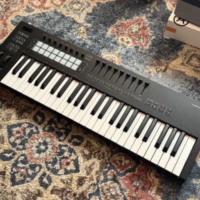 Novation Launchkey 49 MKIII MIDI Keyboard Controller 2020 - Present - Black