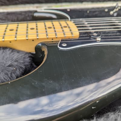 Fender Stratocaster with Maple Fretboard 1981 Black image 9