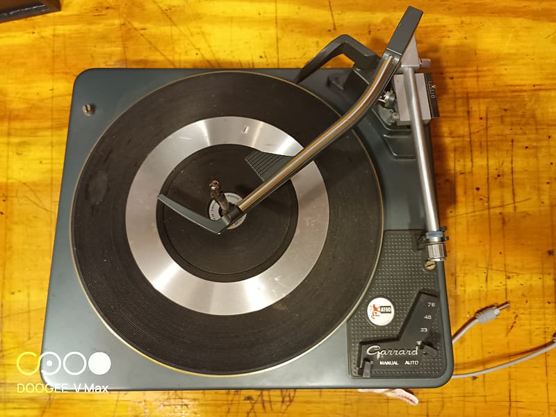 Garrard AT60 1960 - Simulated wood grain  			