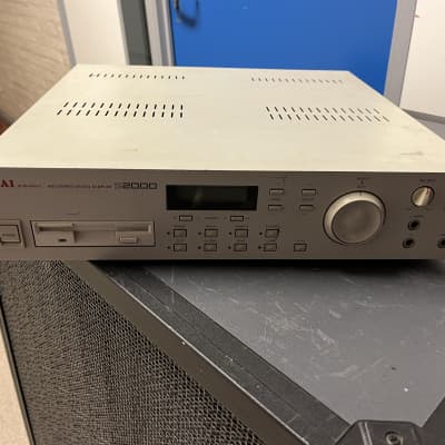 Akai S2000