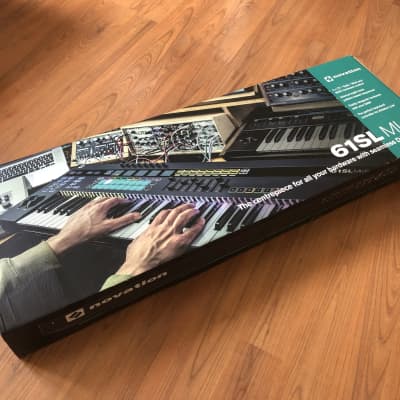 Novation ReMOTE 61 SL MKIII MIDI Controller image 8