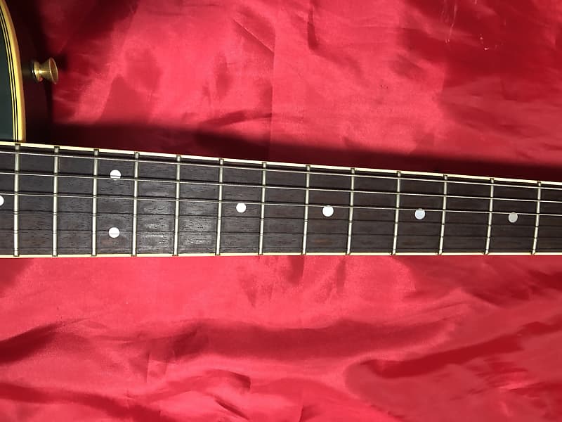 Morris TORNADO BY MORRIS Z II Electric Acoustic Guitar with Morris TORNADO BY MORRIS Z II Electric Acoustic Guitar with
